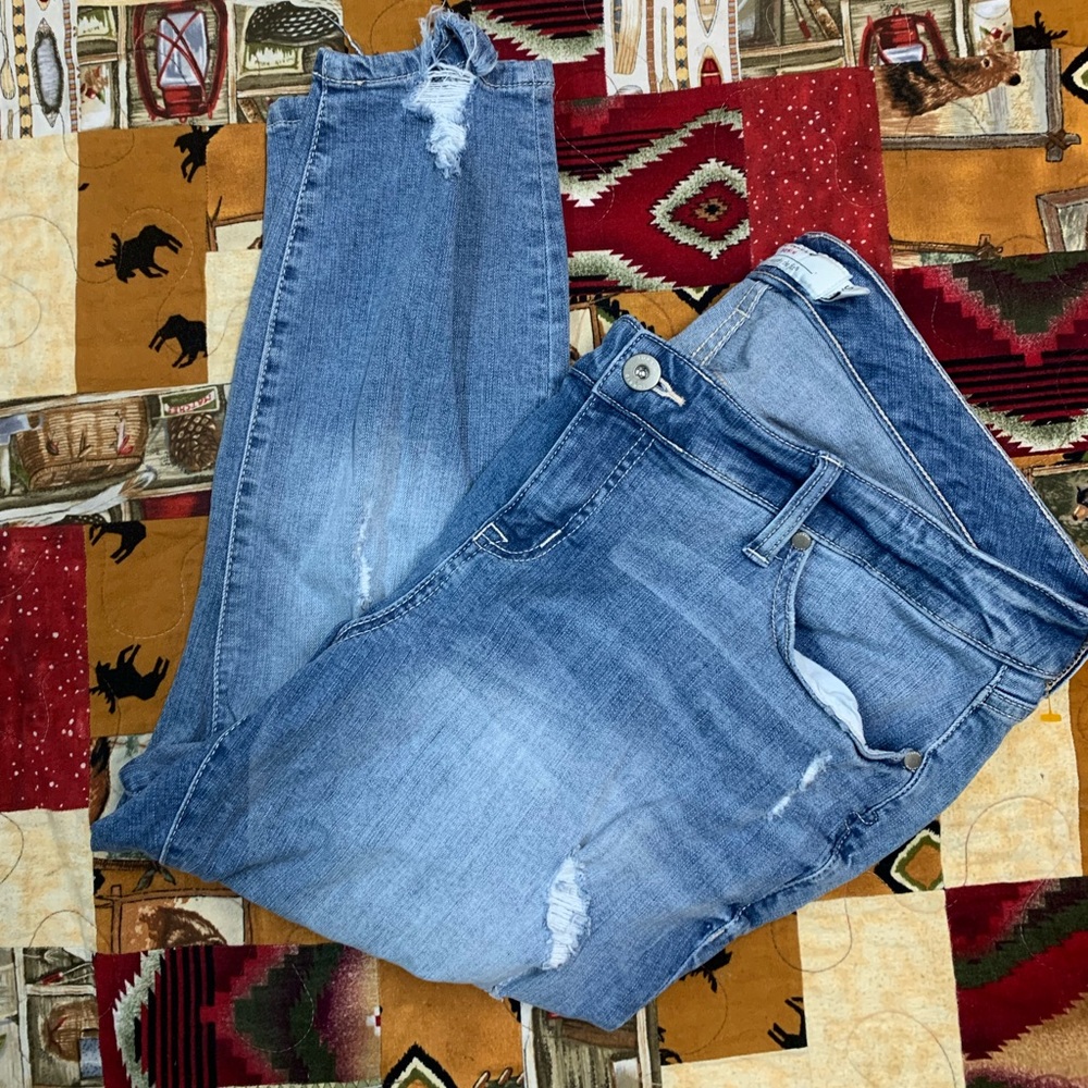 SOLD Torrid distressed denim jeans 16XS - Picture 1 of 5